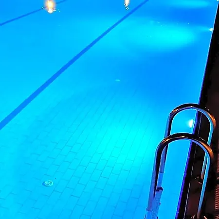 Family Friend Poolbbq 3b1 Alacati Hotel 3*